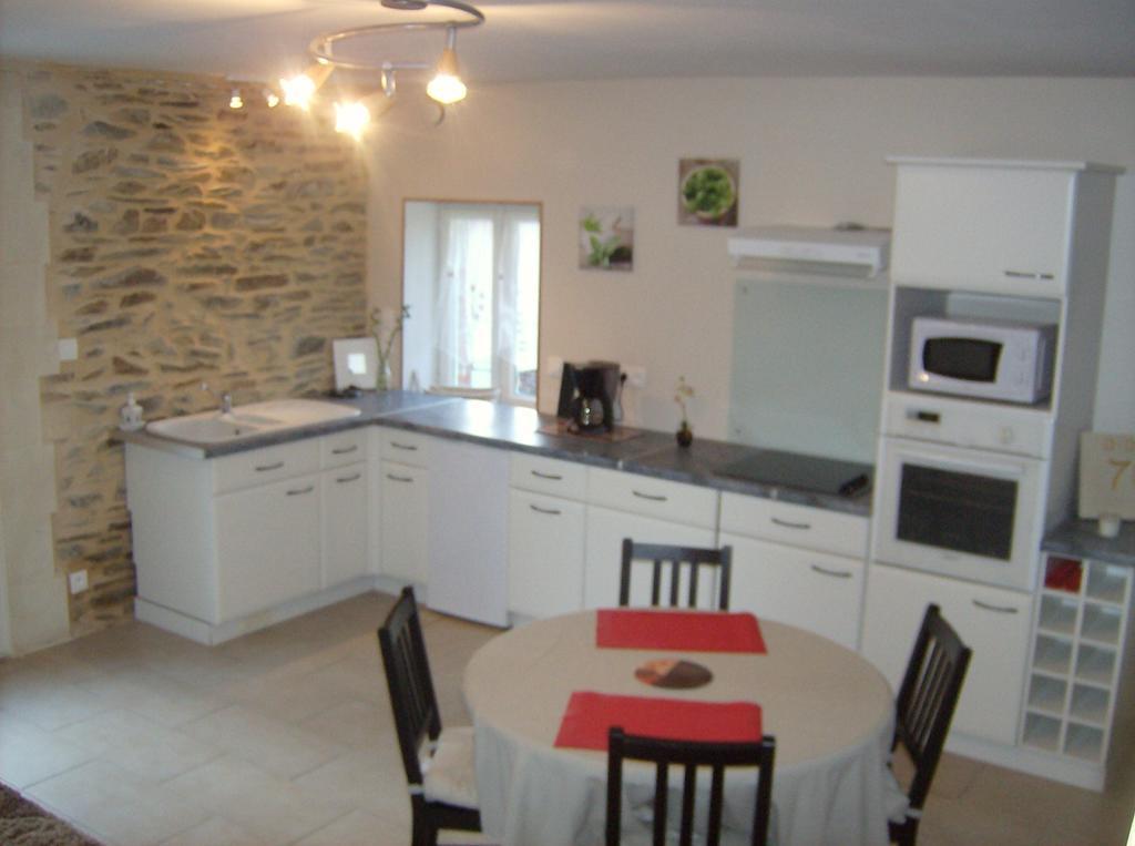 Gite Des Forges Saint-Lo Room photo